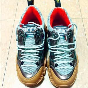 Gucci Womens Journey Flashtrek Sneakers